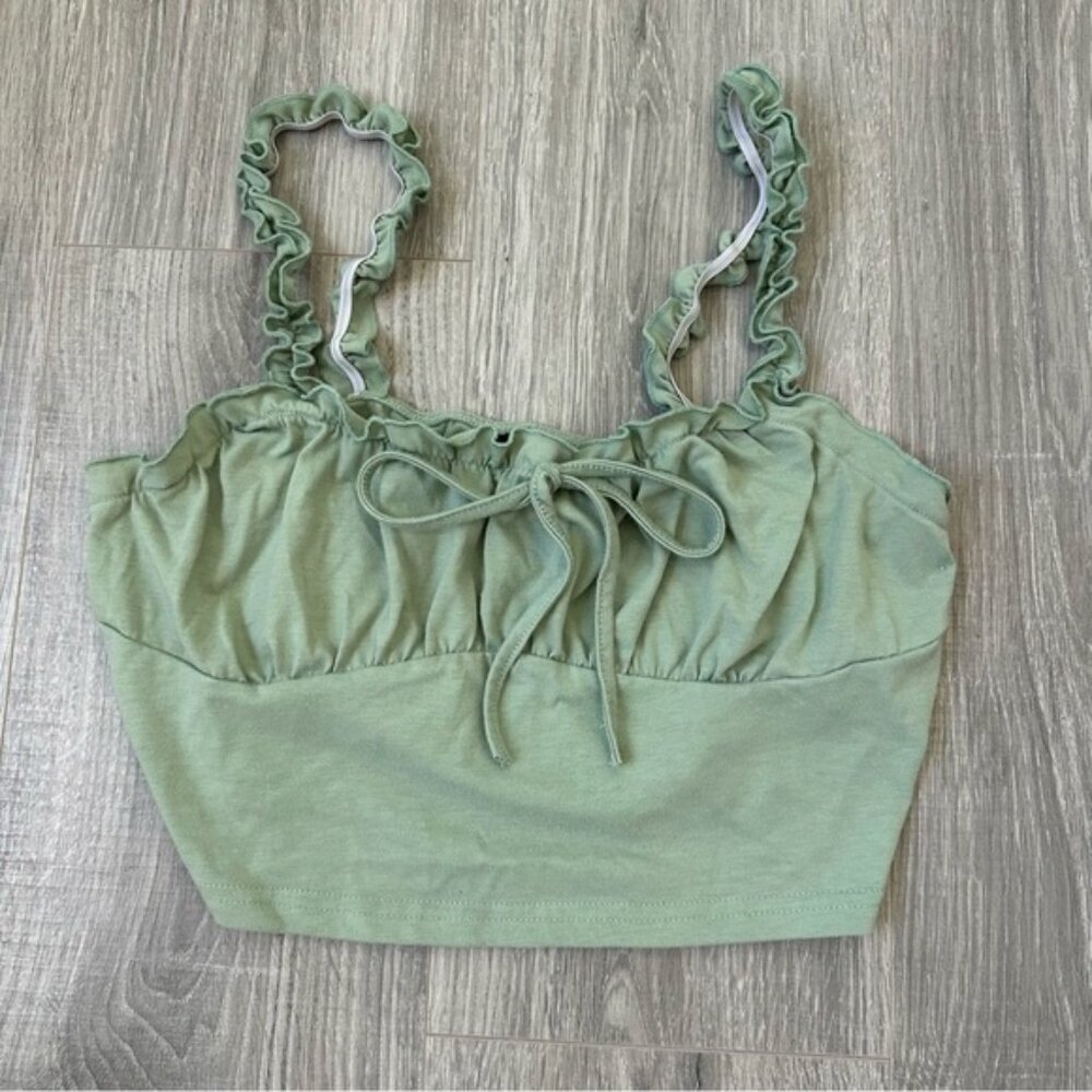 L - SHEIN - Green Crop Top